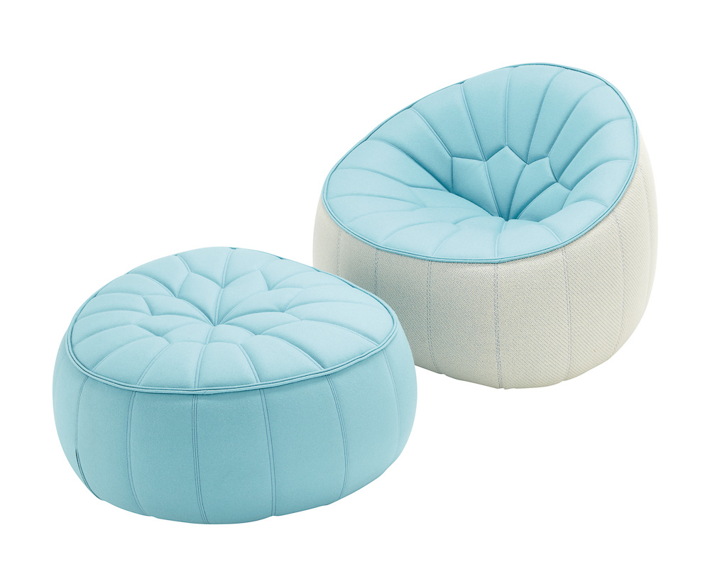 Bild Sessel und Hocker Ottoman von Ligne Roset vergrößern Bild von Sessel und Hocker Ottoman von Ligne Roset